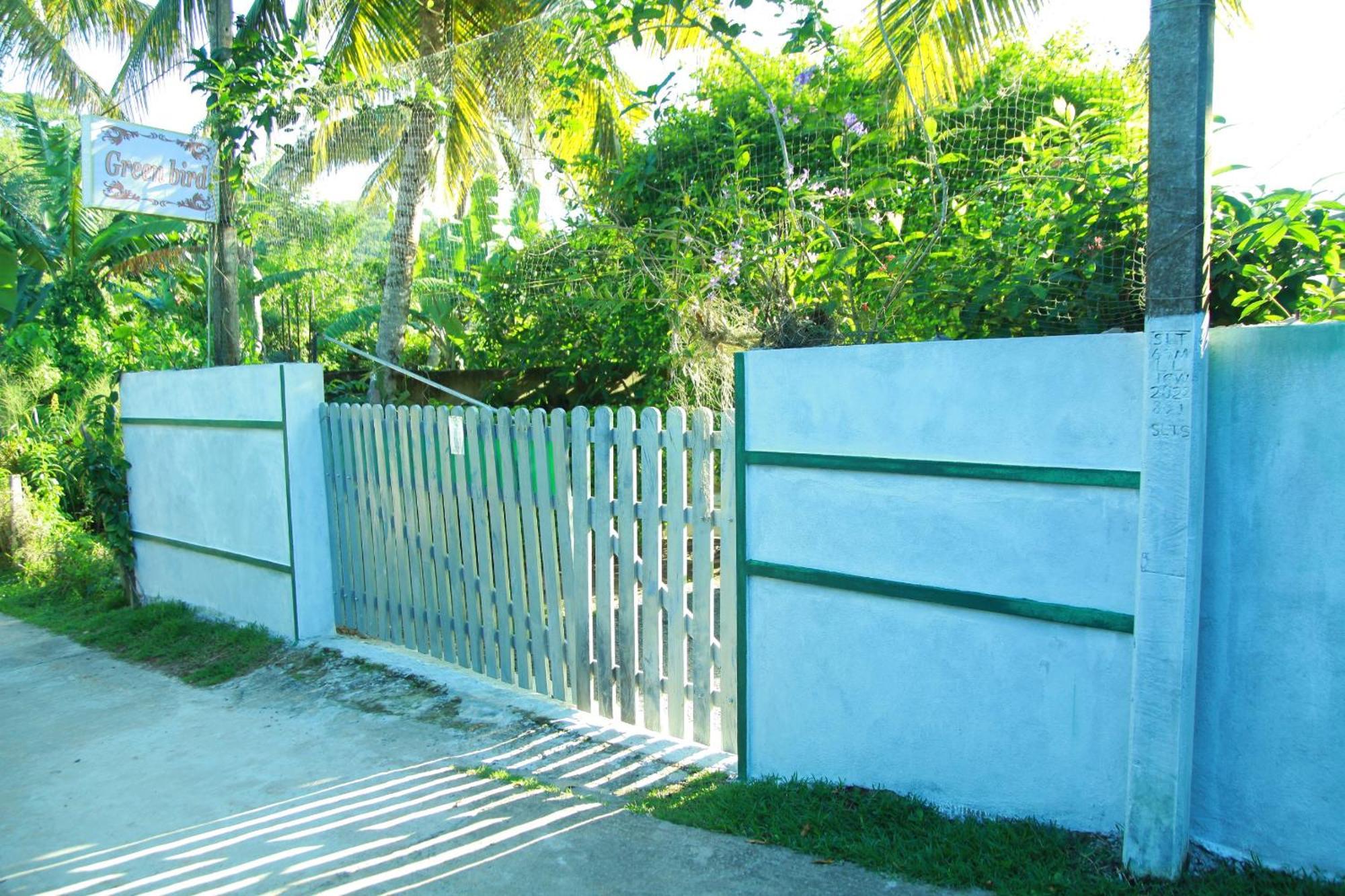 Green Bird Mirissa Exterior photo